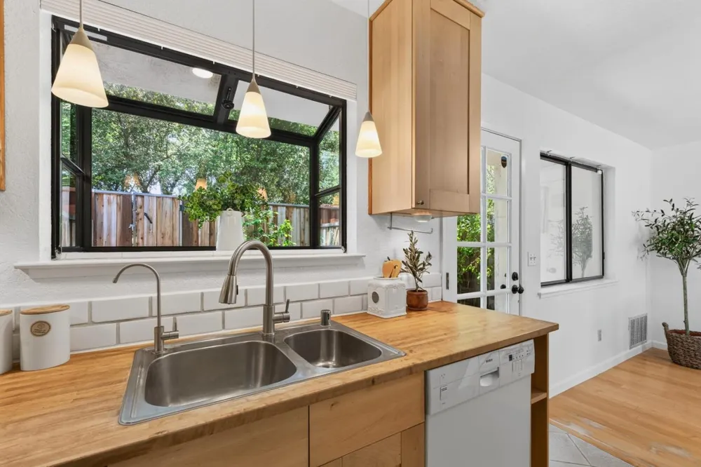 7642 Arbor Creek Cir, Dublin, CA 94568