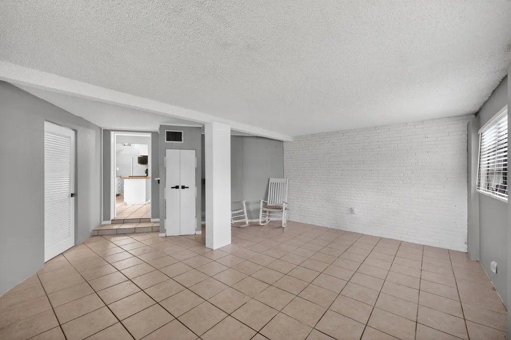 4117 NW 5th Ave, Oakland Park, FL 33309