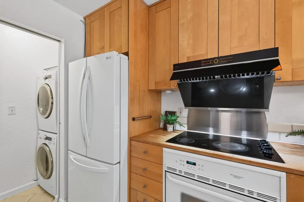 7642 Arbor Creek Cir, Dublin, CA 94568