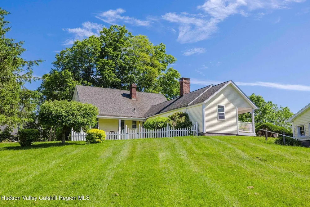 546 Goshen St, Jewett, NY 12444