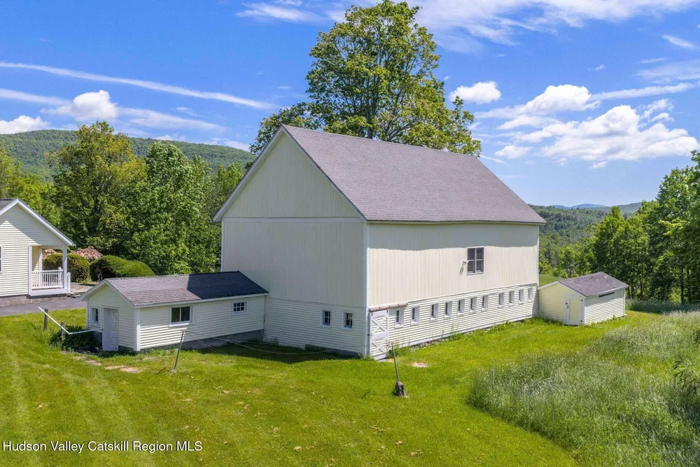 546 Goshen St, Jewett, NY 12444