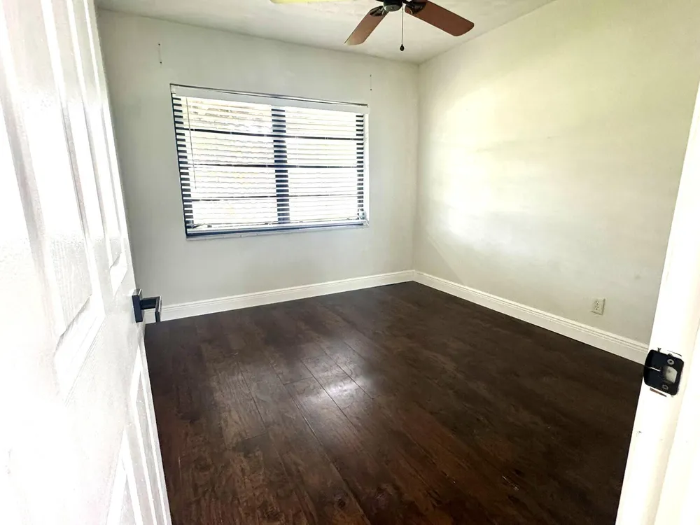 4117 NW 5th Ave, Oakland Park, FL 33309