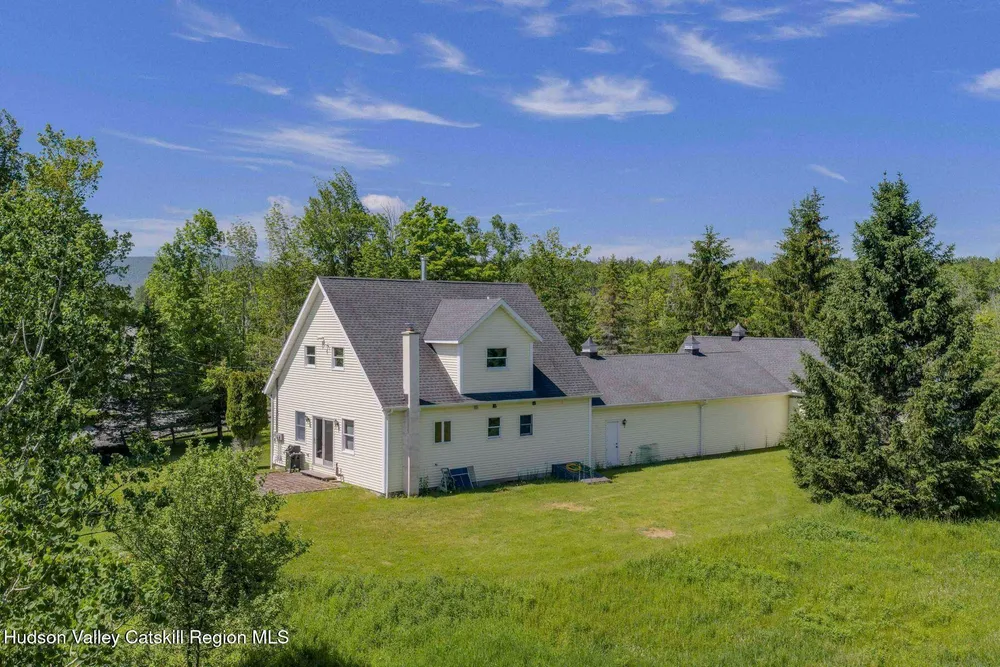 546 Goshen St, Jewett, NY 12444