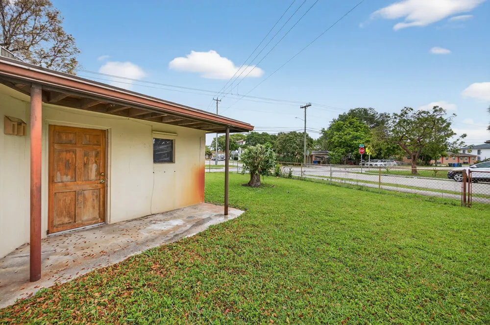 4117 NW 5th Ave, Oakland Park, FL 33309