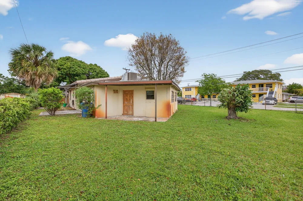 4117 NW 5th Ave, Oakland Park, FL 33309