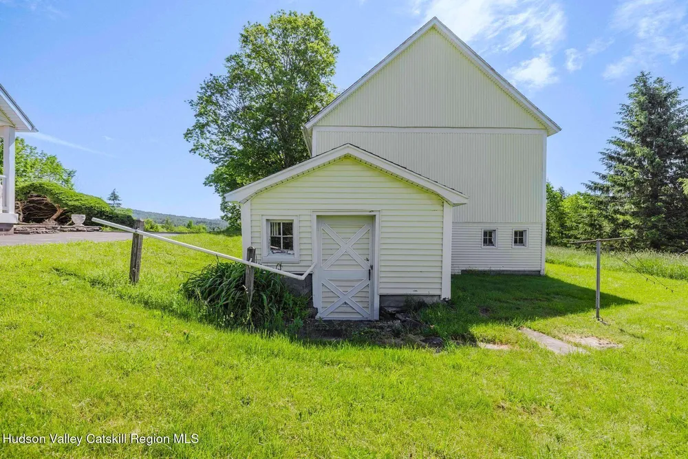 546 Goshen St, Jewett, NY 12444