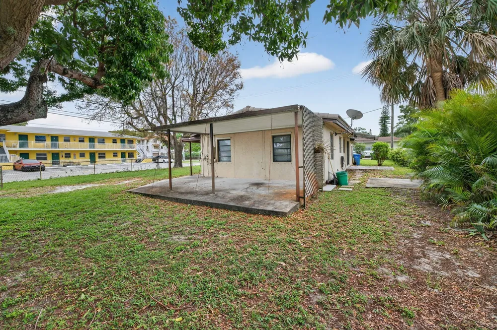 4117 NW 5th Ave, Oakland Park, FL 33309