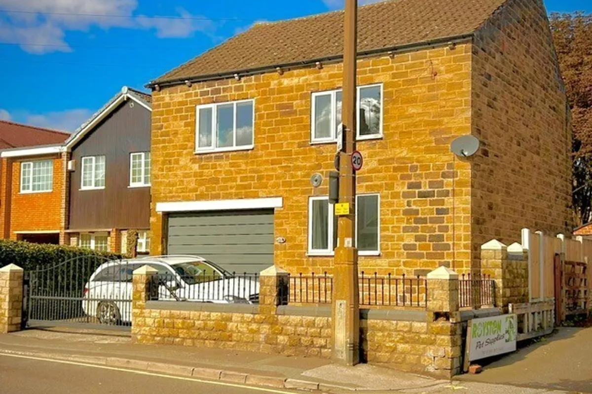 Midland Road, Royston, BARNSLEY