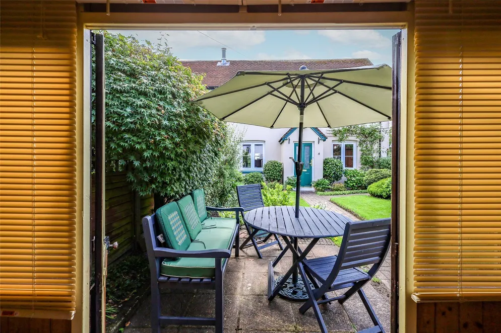 Property carousel item 19