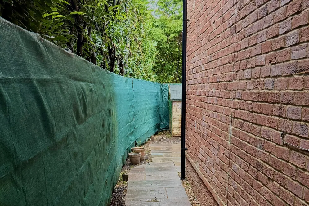 Grove Close, Farnham, GU10 photo 10