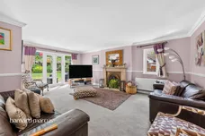Claremount Gardens, Epsom