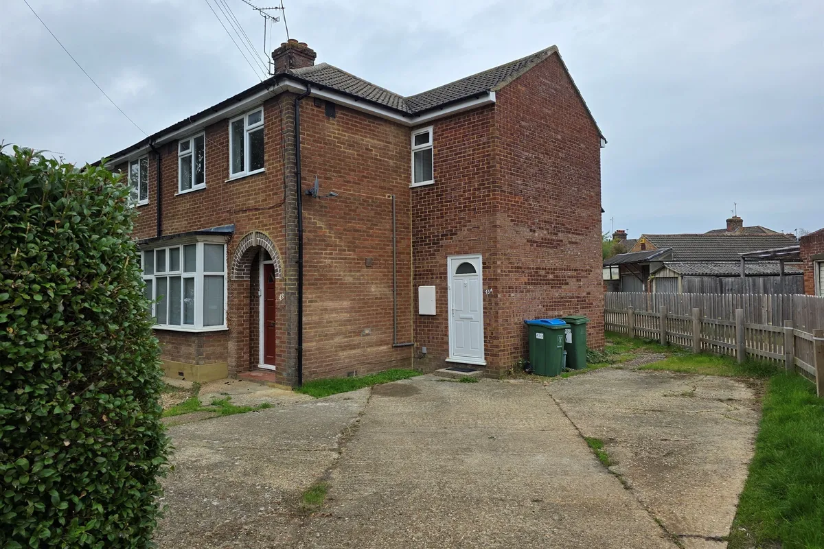 Clinton Crescent, Aylesbury