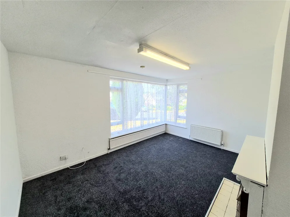 Property carousel item 3