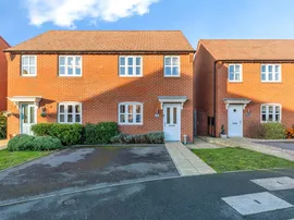 Charters Drive, Middlebeck, Newark photo