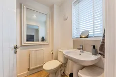 Charters Drive, Middlebeck, Newark
