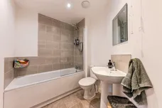 Charters Drive, Middlebeck, Newark