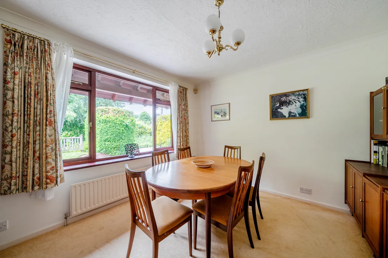Gaston Lane, Upper Farringdon, GU34 photo 7