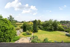 Gaston Lane, Upper Farringdon, GU34 photo 9
