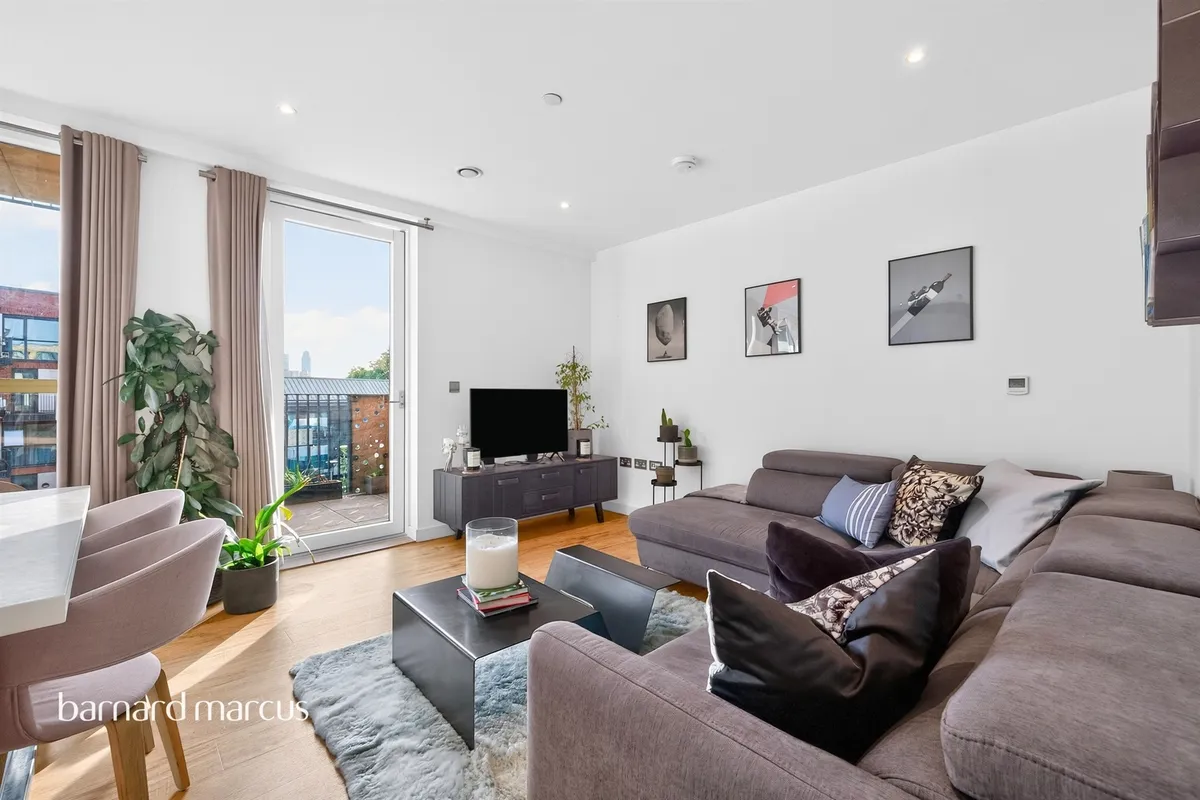 Danson Mews, LONDON