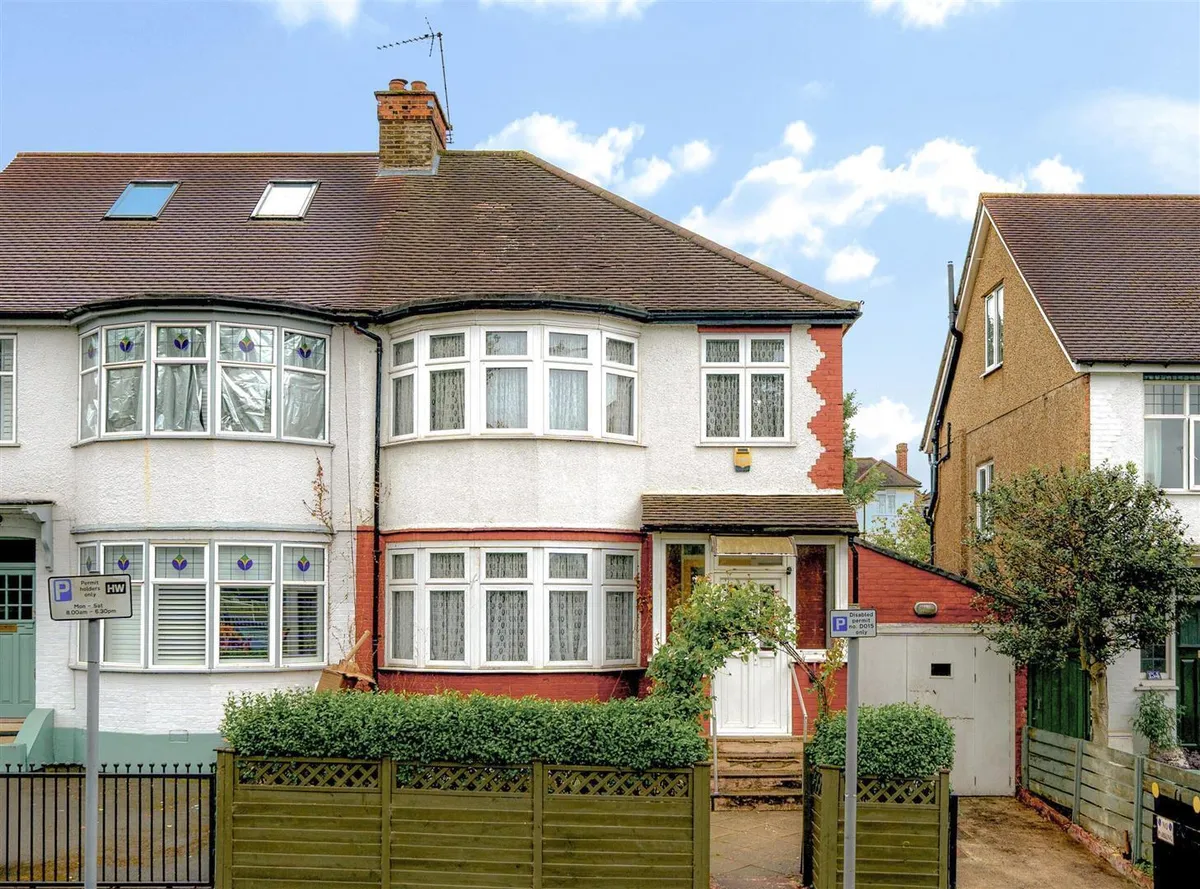 Doyle Gardens, London NW10