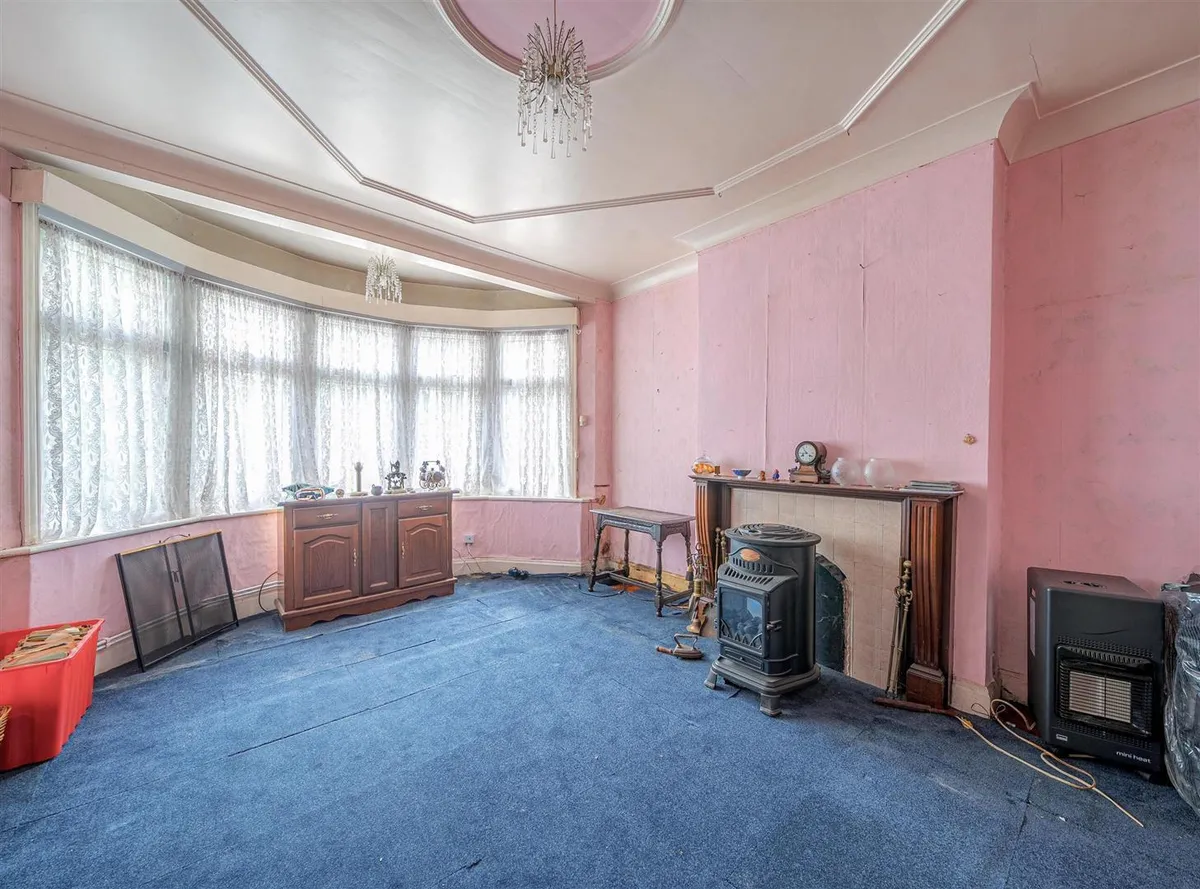 Doyle Gardens, London NW10