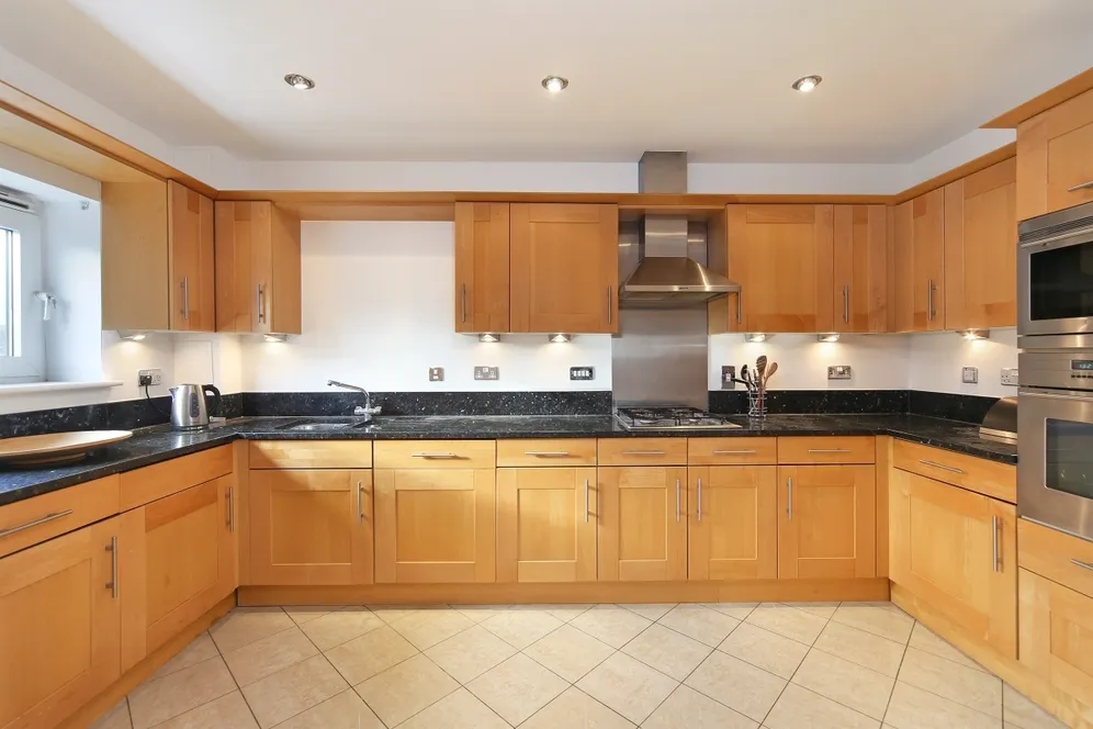 Warren House, Beckford Close London W14 photo 2