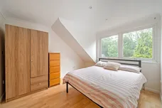 Brighton Road Purley CR8 photo 8