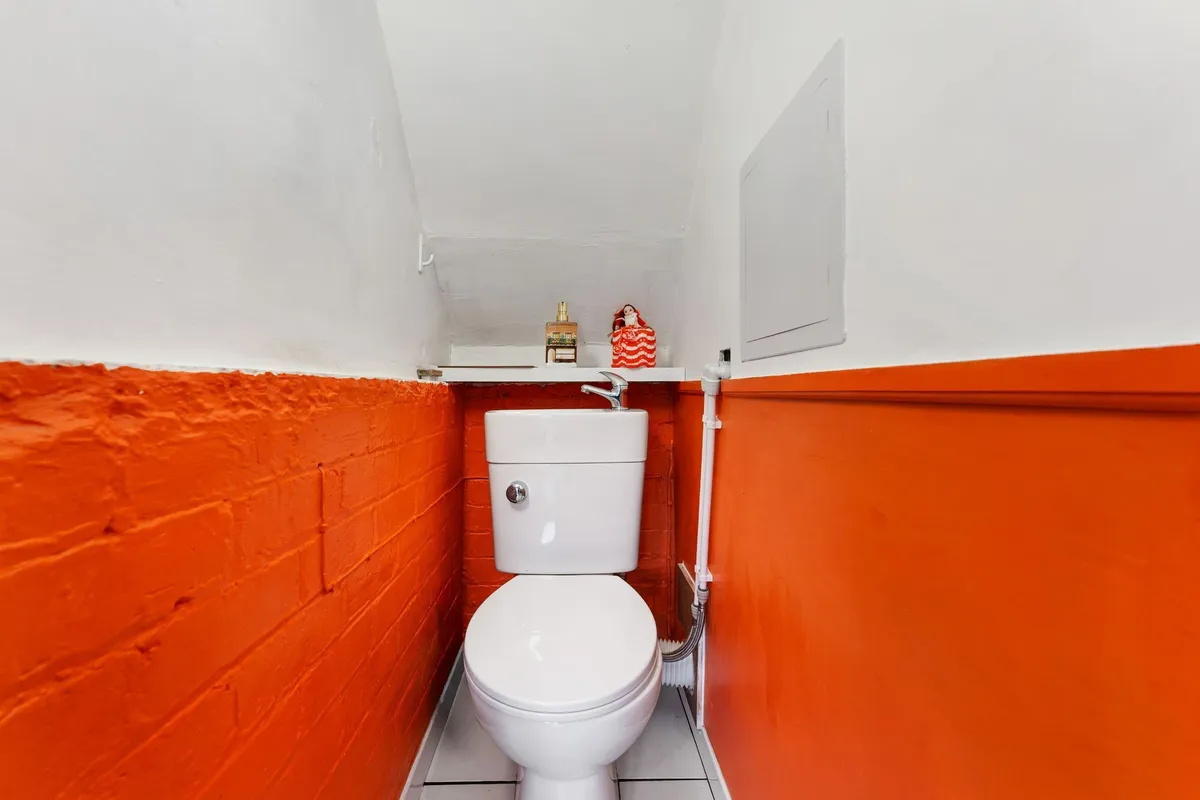 Picton Avenue, Runcorn, WA7