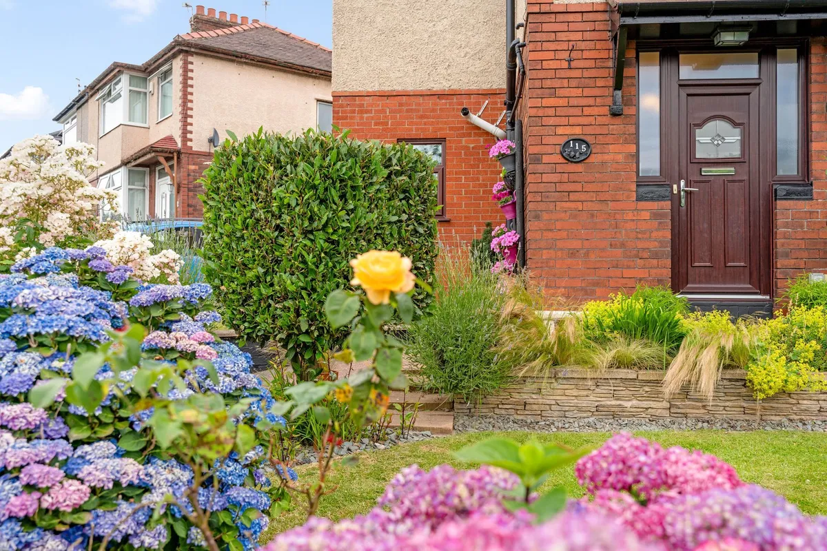 Picton Avenue, Runcorn, WA7