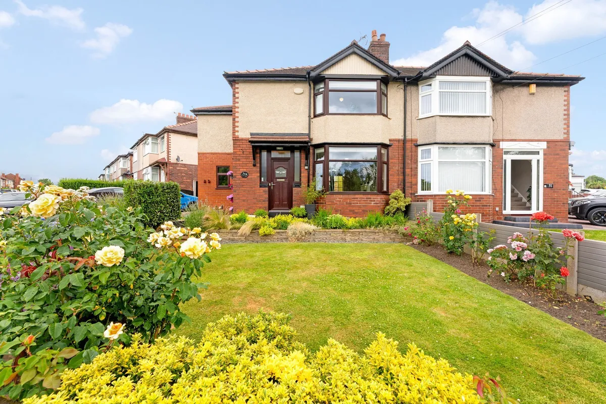Picton Avenue, Runcorn, WA7