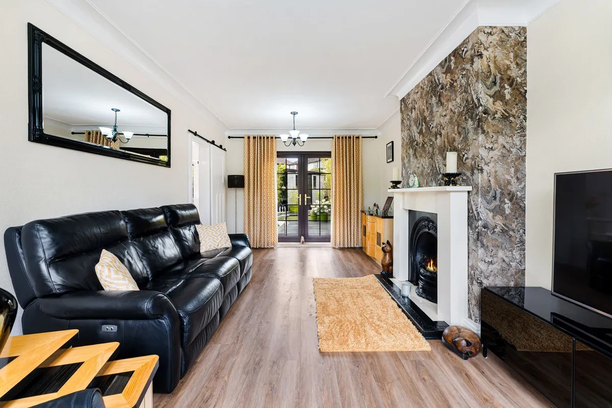 Picton Avenue, Runcorn, WA7