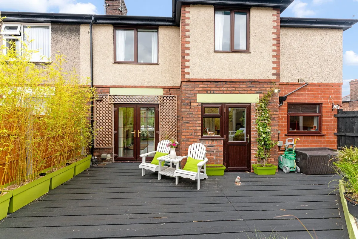 Picton Avenue, Runcorn, WA7