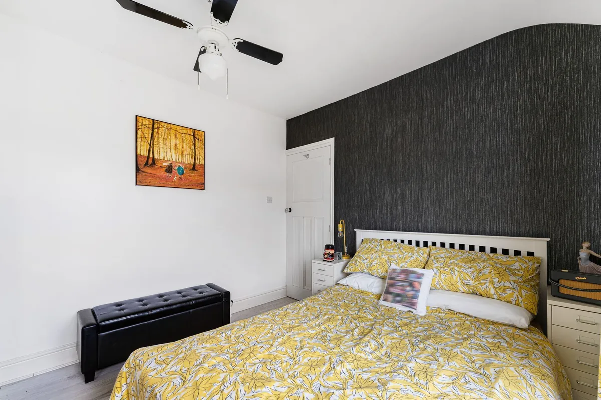 Picton Avenue, Runcorn, WA7