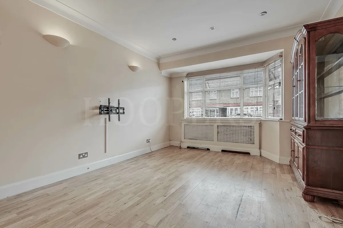 St Raphaels Way, London, NW10