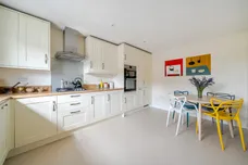 Blowhorn Street, Marlborough, SN8 photo 6