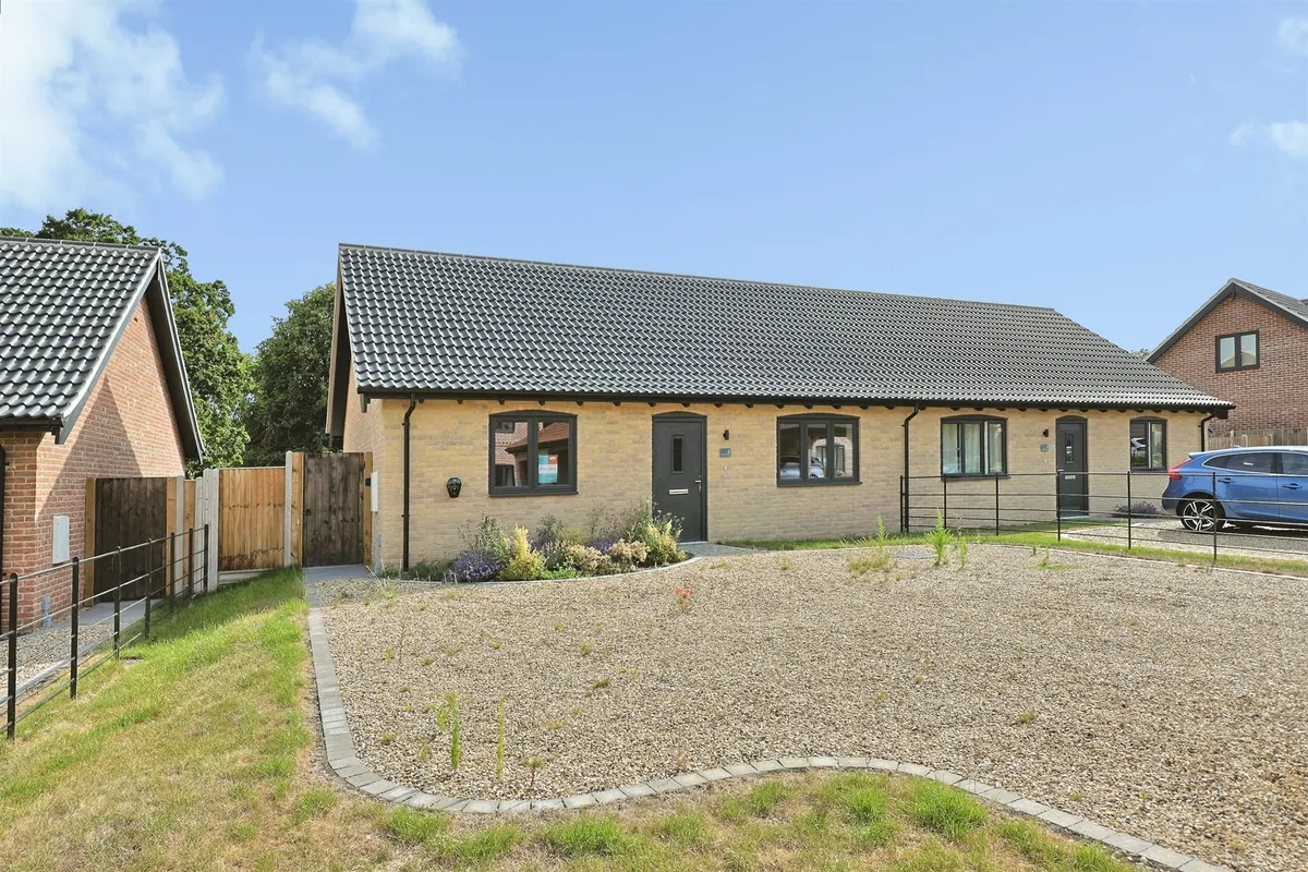 Shrubland Drive, Beetley, Dereham