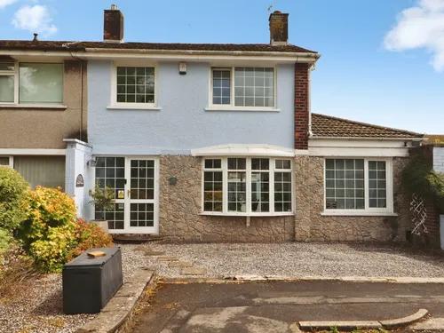 Pembroke Close, Dinas Powysphoto