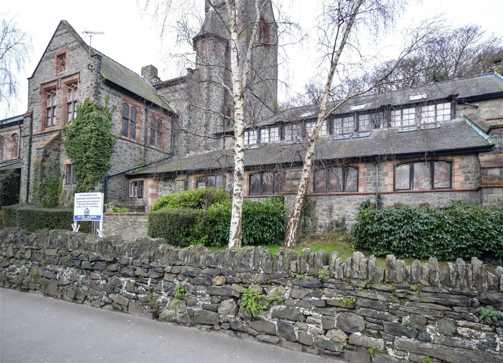 Tabernacle Chapel, Bangor, Gwynedd, LL57 Image 7