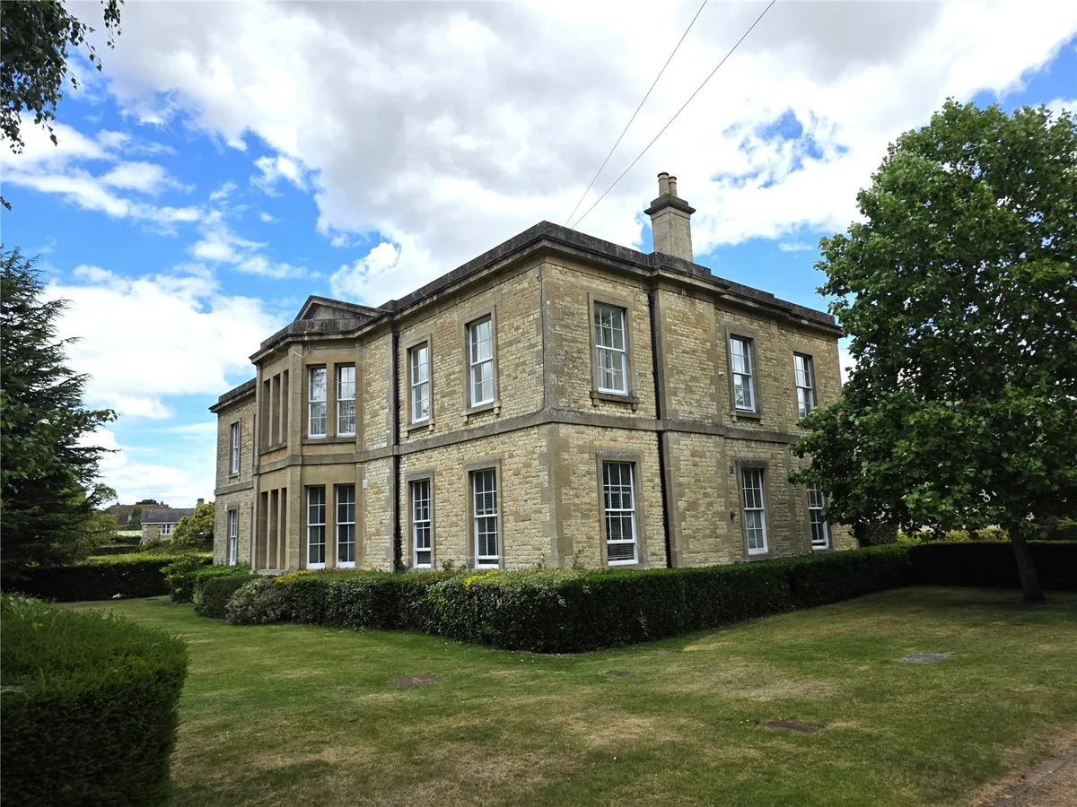 St Georges Manor, Mandelbrote Drive, Littlemore, Oxford, OX4