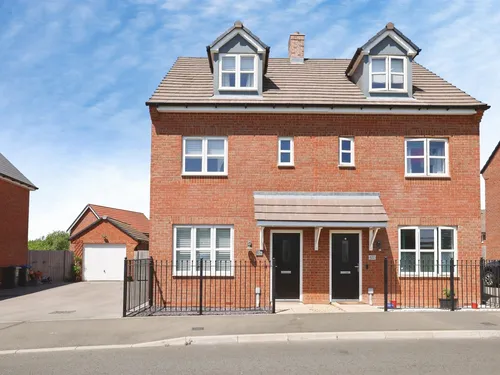 Archers Way, Amesbury, SALISBURYphoto