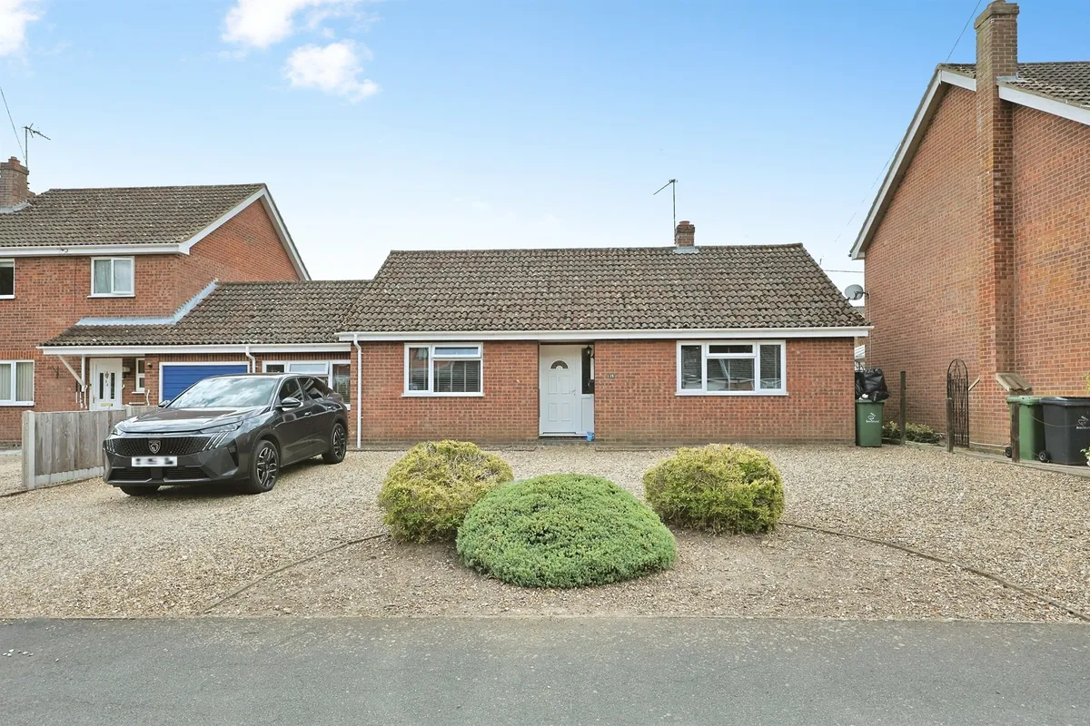 Swan Drive, Gressenhall, DEREHAM