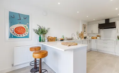 Applegate Way, Kingsbridge