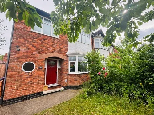 Davies Road, West Bridgford, NOTTINGHAMphoto