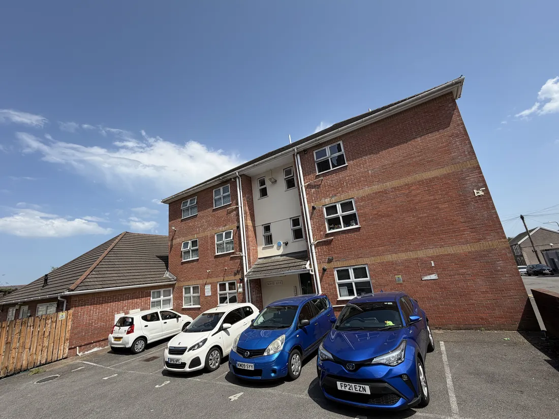 Property photo 1
