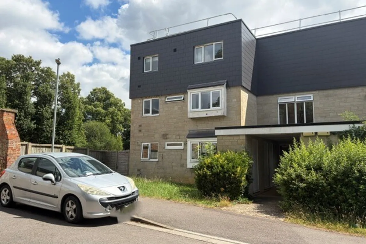 Castle Street, CALNE
