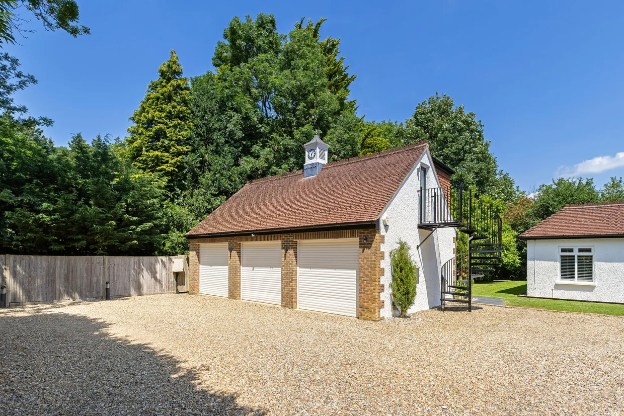 Hayes Lane, Kenley, CR8 photo 17