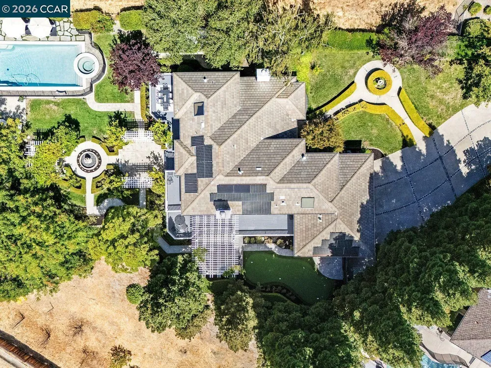 3911 Deer Trail Ln, Danville, CA 94506