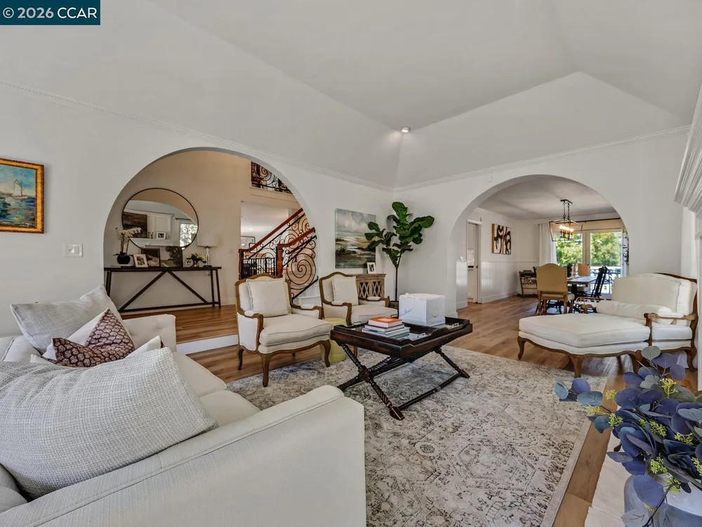 3911 Deer Trail Ln, Danville, CA 94506