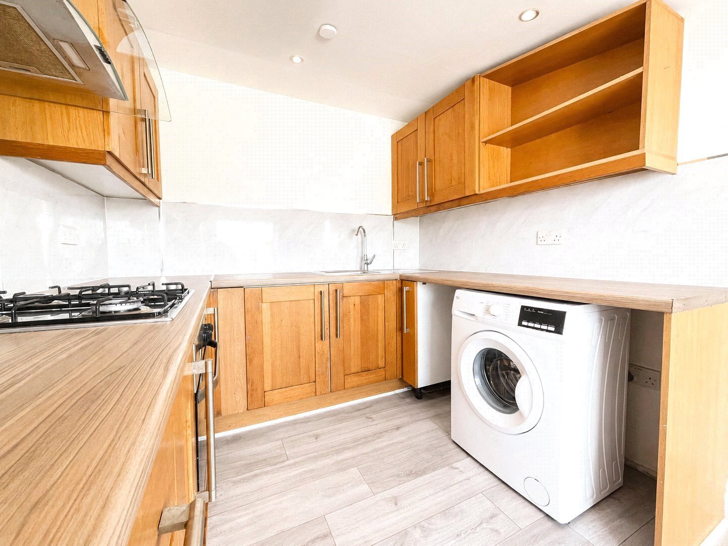 East Road, London, E15 Image 4