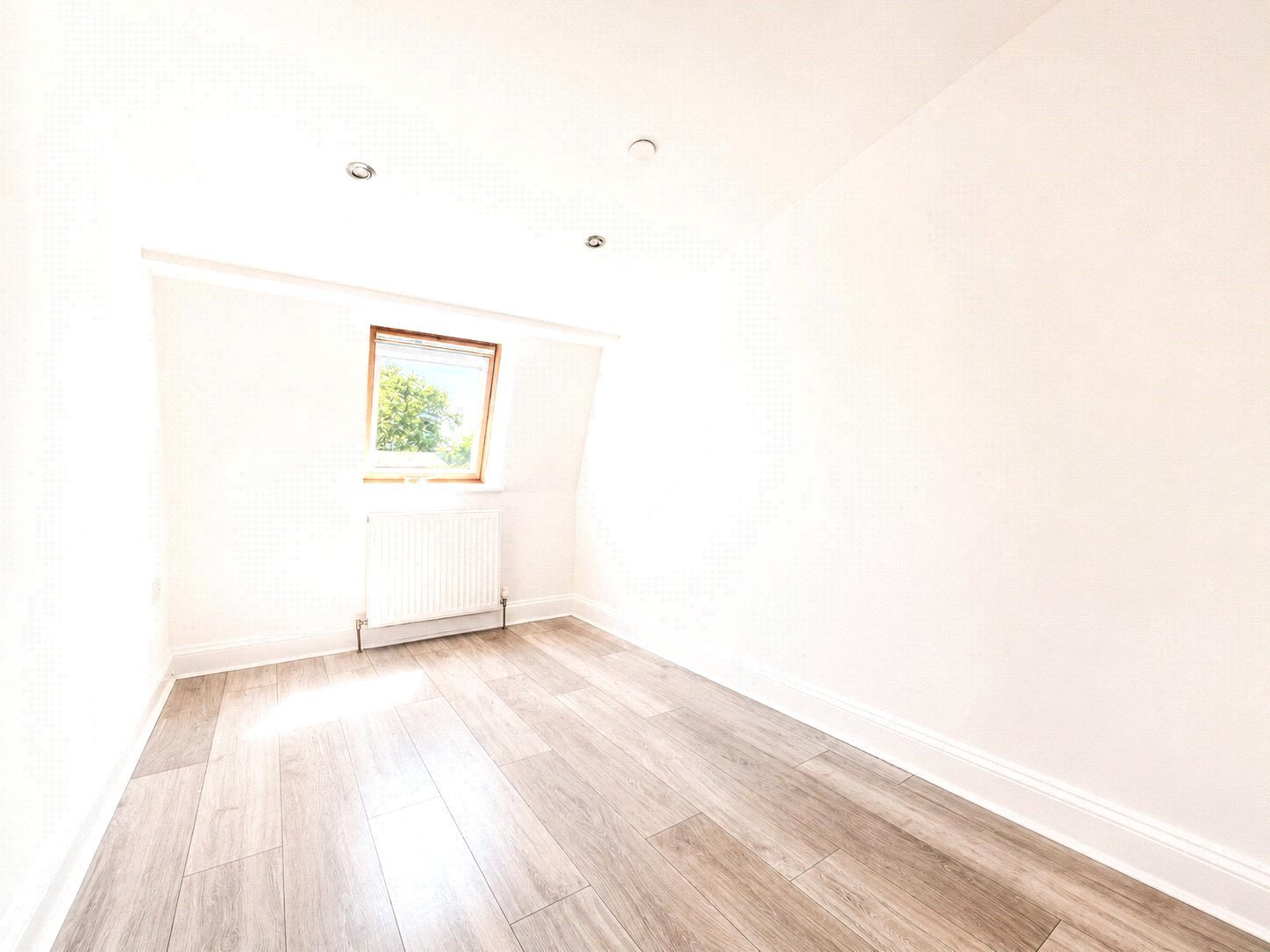 East Road, London, E15 Image 6
